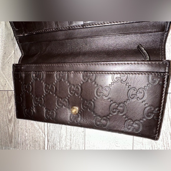 Authentic Gucci Dark Brown Embossed Leather Card Holder/wallet - Picture 5 of 11